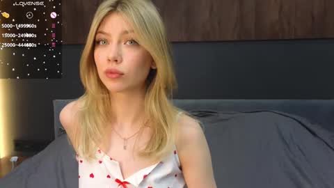 Lisa online show from February 15, 8:34 pm