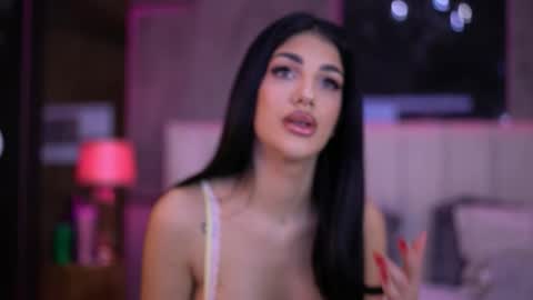 Raisa online show from December 21, 5:28 pm