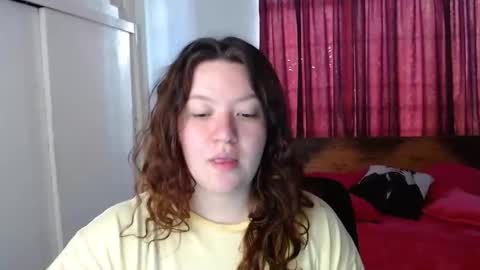 Ramona online show from April 6, 10:00 pm