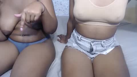 rarepetite online show from December 1, 1:14 pm