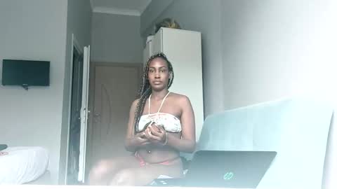 ravenbby online show from May 25, 10:14 am