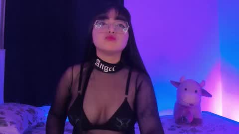 Raven  online show from December 5, 3:50 am