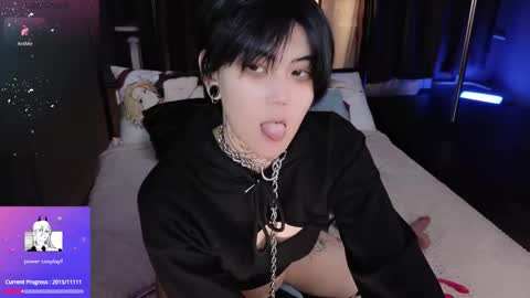 Raven online show from February 23, 4:39 pm