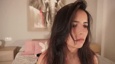 Raychell Black  online show from May 15, 3:15 pm