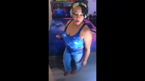 realgoddessdream online show from April 3, 10:30 pm