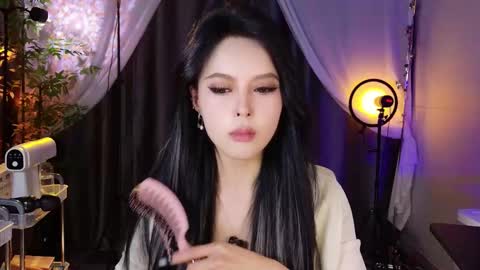 reaowna___ online show from January 8, 8:24 pm