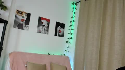 Rebeca Marchetti online show from April 16, 9:50 pm