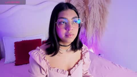 rebeca_taylor_ online show from February 17, 3:17 am