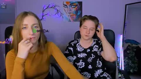 rebecca_smile_ online show from October 2, 9:47 am