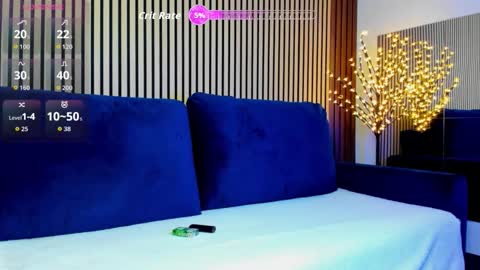 Your favorite couple online show from September 22, 4:55 am