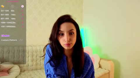 rebellheartt online show from October 12, 10:17 am