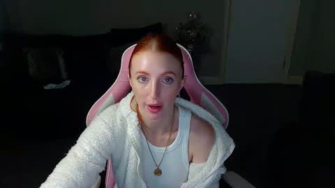 Snapshot of red_firesquirt chatting on February 12, 2:55 pm Red -  online show from February 12, 2:55 pm