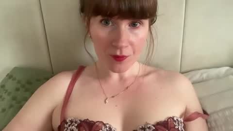 Rosie online show from February 8, 1:37 pm