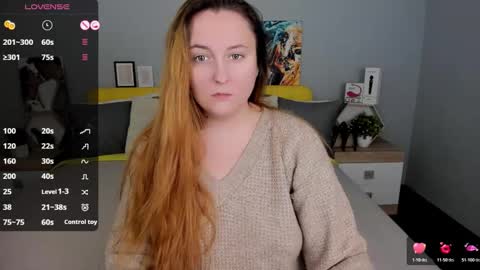 Lessy Fox online show from February 8, 8:45 pm