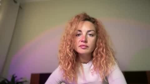 Emily online show from April 13, 4:52 pm