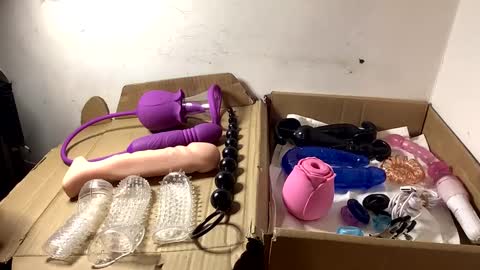 Redhot2watch online show from January 11, 8:11 am