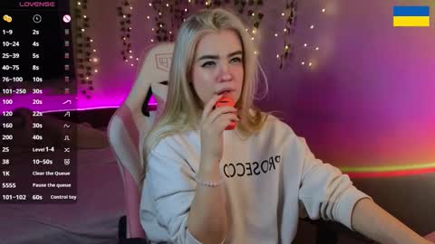 Ronnie online show from September 29, 7:41 pm