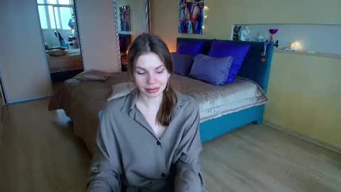 Snapshot of reginasparkle chatting on March 4, 11:19 am Regina online show from March 4, 11:19 am