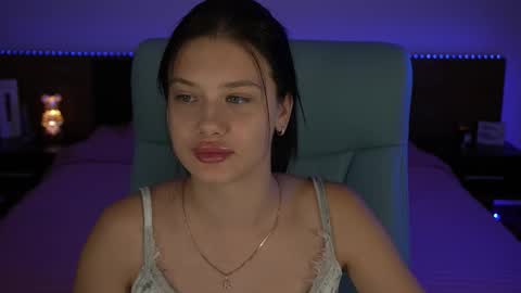 Snapshot of reginawine chatting on October 12, 5:37 pm ReginaWine online show from October 12, 5:37 pm