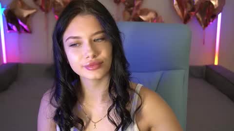 Snapshot of reginawine chatting on October 7, 8:13 pm ReginaWine online show from October 7, 8:13 pm