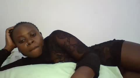 Remmy luna online show from February 18, 8:58 pm