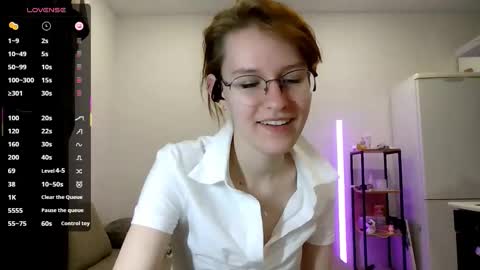 Claire online show from March 11, 7:05 pm