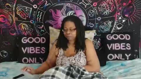 RenaeCumsAlot online show from February 24, 6:50 pm