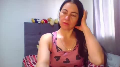 renata_hot1 online show from April 13, 6:52 pm