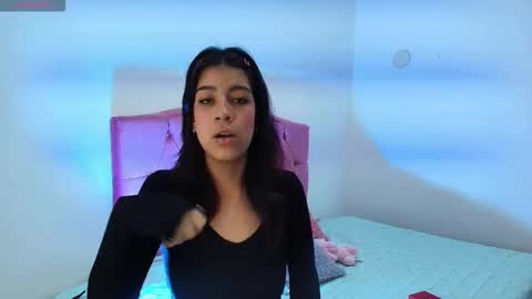 renata_velvet online show from March 24, 11:48 am