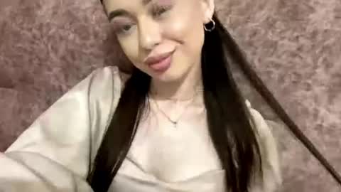 Mila online show from March 25, 4:32 pm