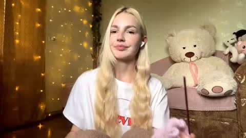 Helga online show from June 25, 11:56 am