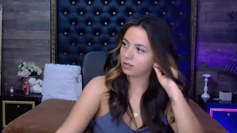 Snapshot of renesmesweet chatting on October 14, 11:35 am renesmesweet online show from October 14, 11:35 am