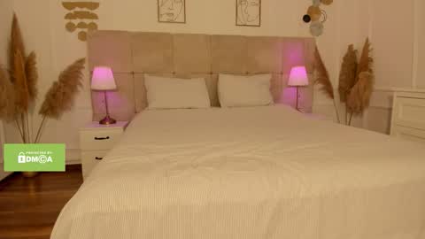 Snapshot of rennatha21 chatting on October 4, 9:37 am Rennatha online show from October 4, 9:37 am