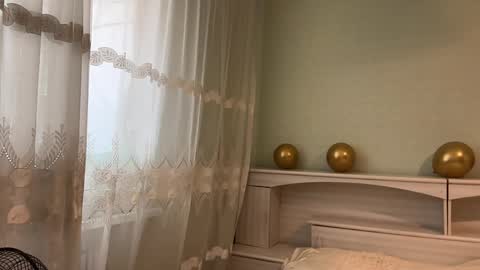 Carolina online show from April 4, 12:04 pm