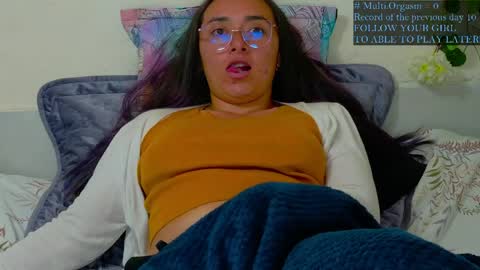 Candy online show from May 26, 1:49 am
