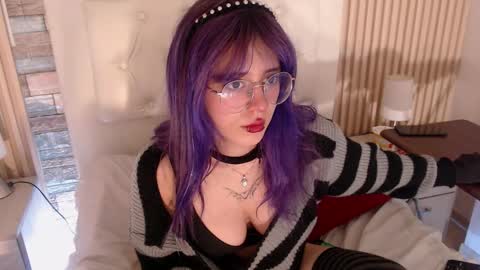 RIHONNA online show from November 15, 4:24 am