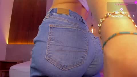 Riley Sierra online show from June 4, 1:04 pm