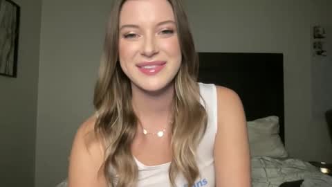 riley depp online show from November 18, 12:33 am