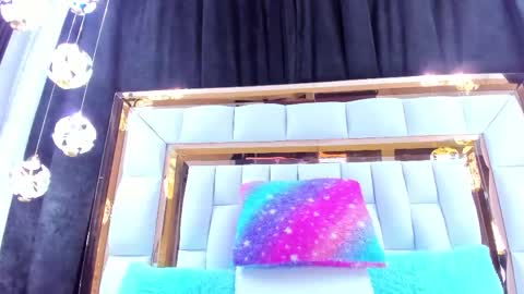Riley online show from June 3, 12:06 pm