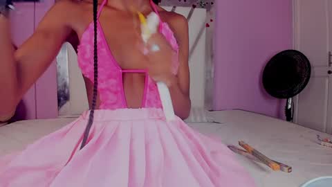 Snapshot of ririblonde chatting on January 7, 3:02 pm Ririblonde online show from January 7, 3:02 pm