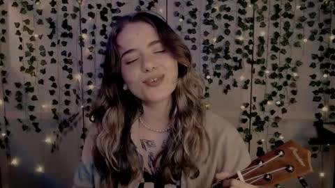 risha_laass online show from February 8, 8:10 pm