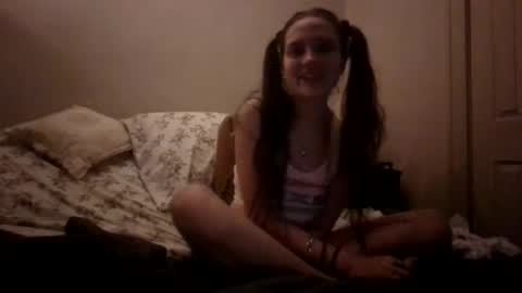 Snapshot of rivercage chatting on October 29, 8:40 am riv cage  online show from October 29, 8:40 am