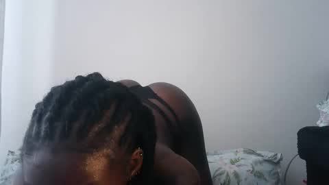 rlessing2 online show from April 11, 7:03 am