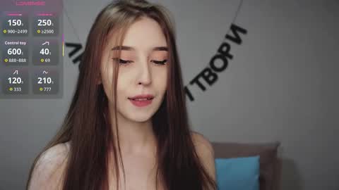 rocketsgirl online show from December 1, 5:00 am