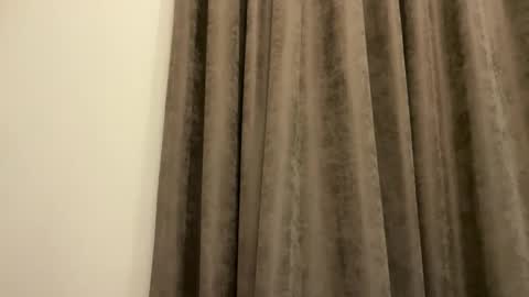 rockybee1 online show from January 6, 11:08 pm