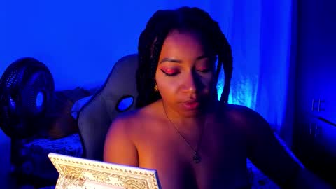 Is A Belle online show from October 31, 11:31 pm