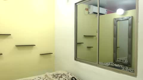 romina online show from April 1, 3:07 am