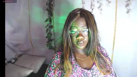 roos_veyker online show from March 19, 11:53 pm