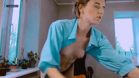 rosa843850 online show from May 31, 4:02 pm