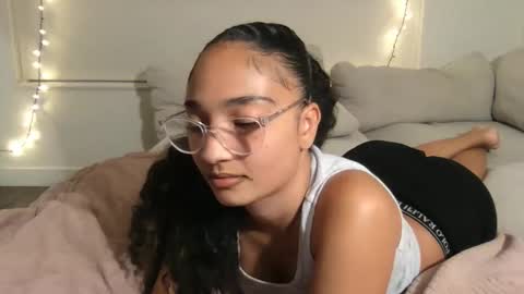 Rosalina online show from January 6, 5:33 am